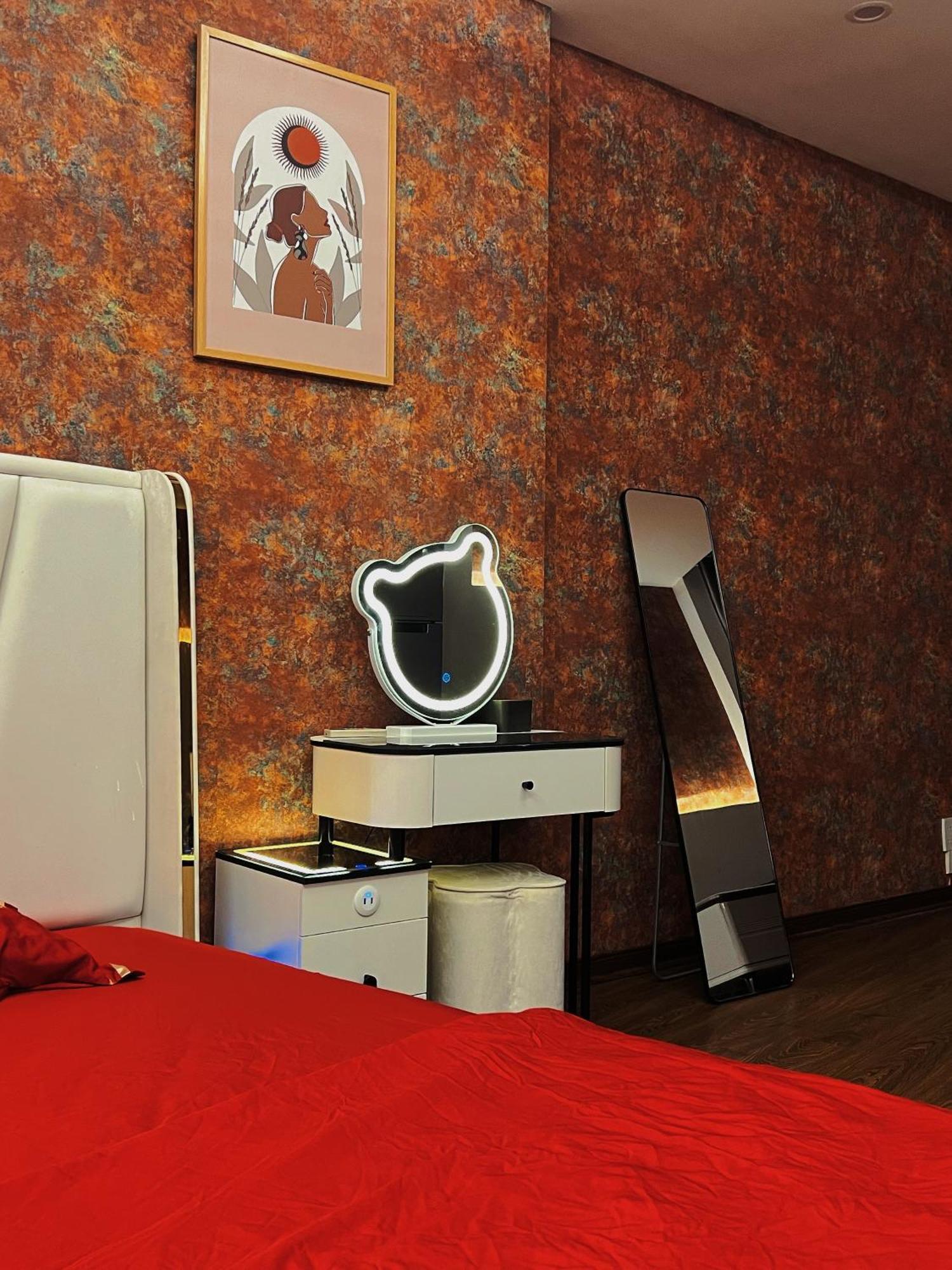 Venus Apartment Kham Thien Hanoï Extérieur photo